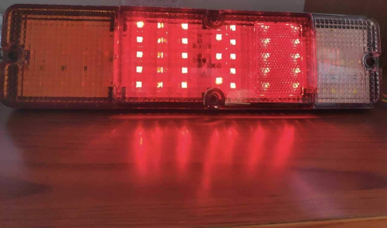 Royal Crusaders Suzuki Samurai Sierra SJ413 SJ410 Rear Brake LED Tail Light Pair