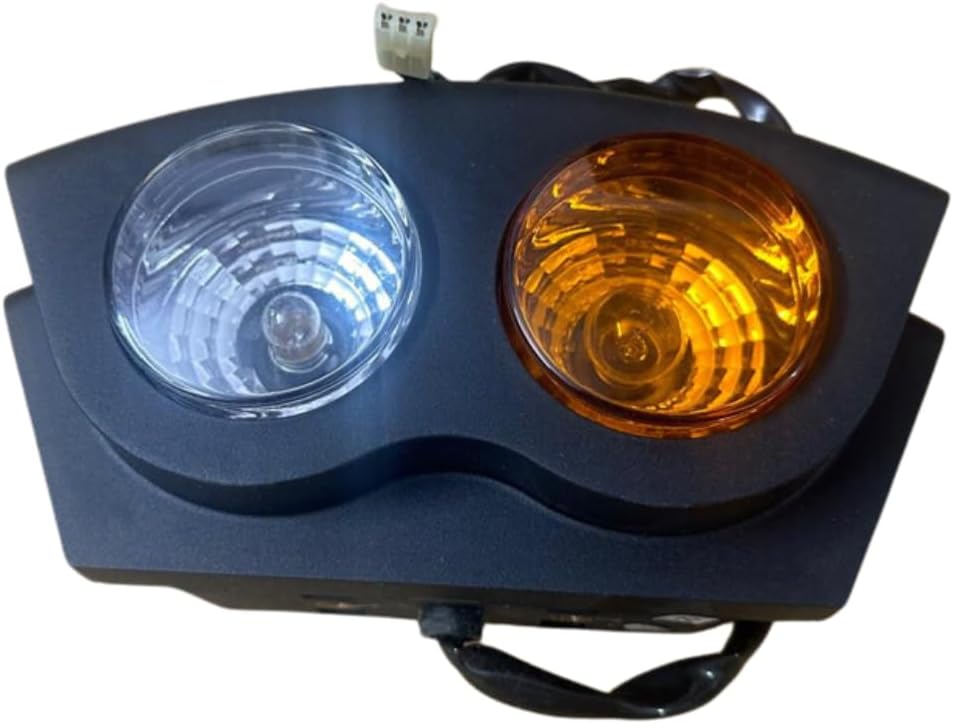 Right Side Park and Tail Lamp Assembly Fit for Mahindra Tractor 3535 4035 Part No. E007700871D91 Rear Light Unit