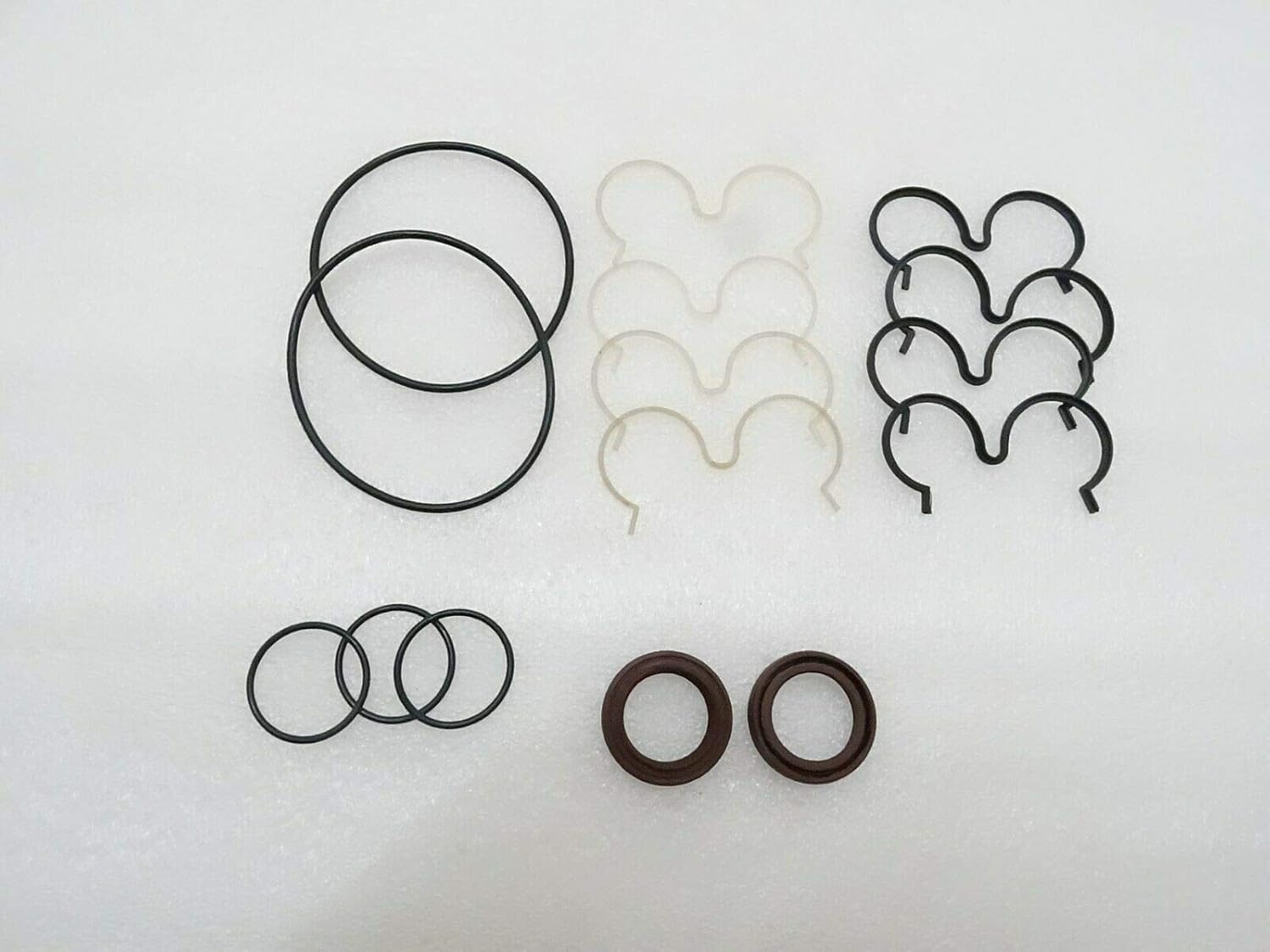 Royal Crusaders JCB Pump Seal Kit For Various JCB Hydraulic Pumps (Part No 20/90290)