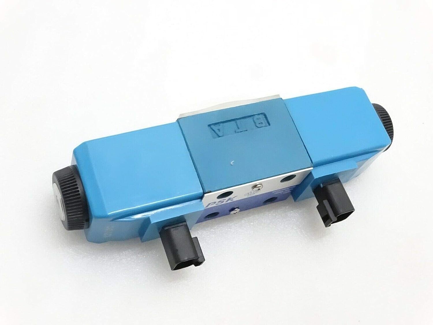 Royal Crusaders JCB Valve Solenoid (PartNo. 25/104700)