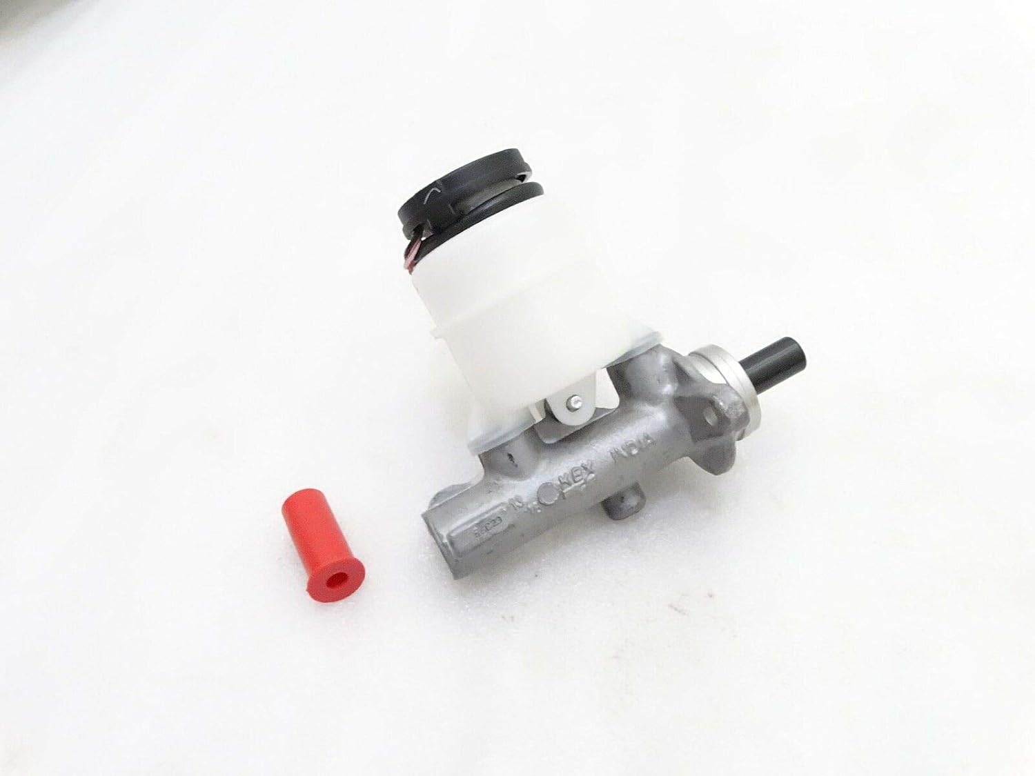 SUZUKI GYPSY BRAKE MASTER ASSEMBLY MPFI MODEL