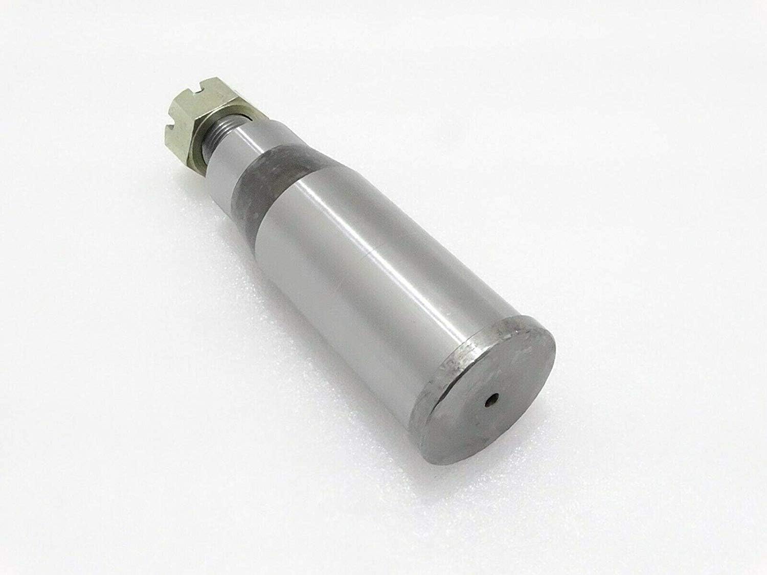Royal Crusaders JCB Stub Axle+Nut Part No.120/300003