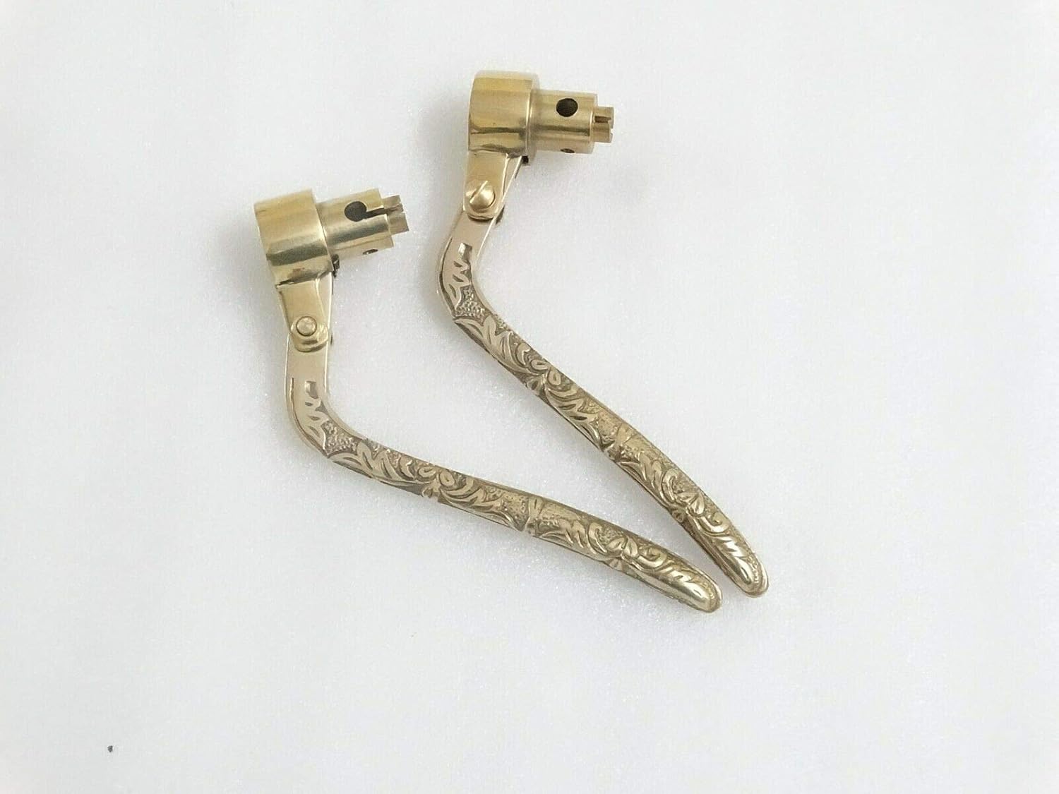 Royal Crusaders Inverted Levers Heavy Brass Beautifully Engroved 7/8" (Pair)