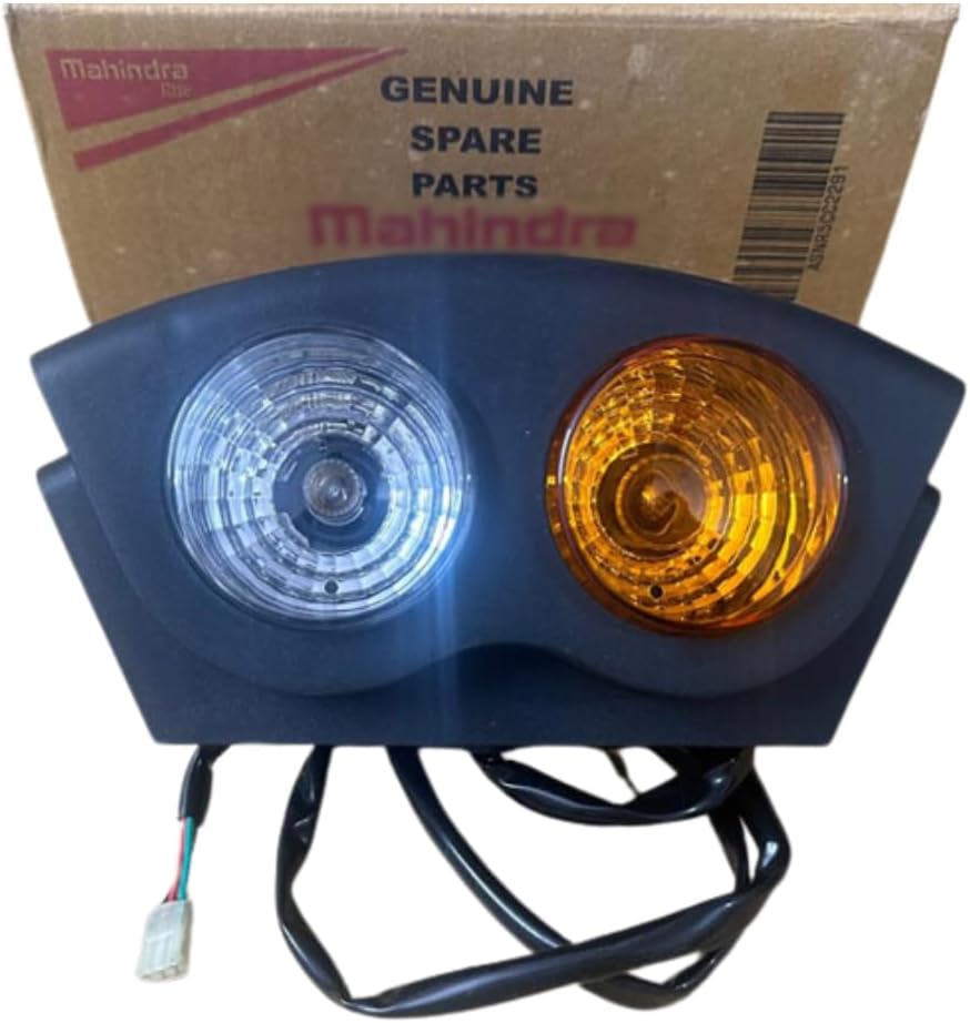 Right Side Park and Tail Lamp Assembly Fit for Mahindra Tractor 3535 4035 Part No. E007700871D91 Rear Light Unit