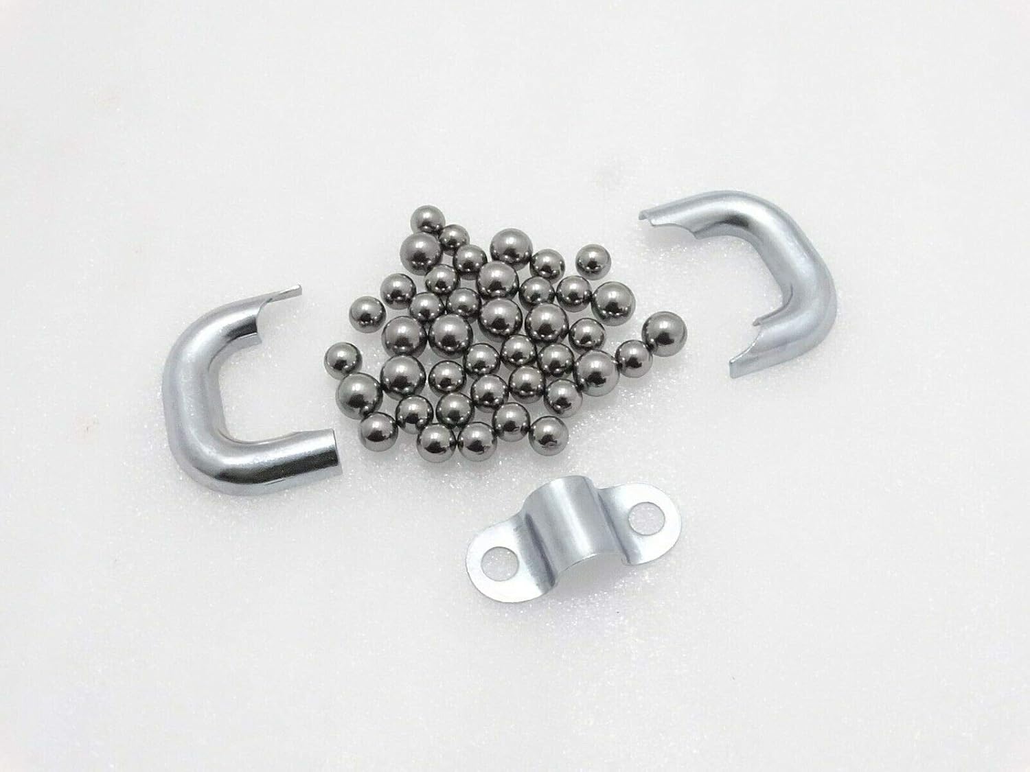 Royal Crusaders MASSEY 35 135 240 250 STEERING BEARING BALL & U TUBE BRACKET