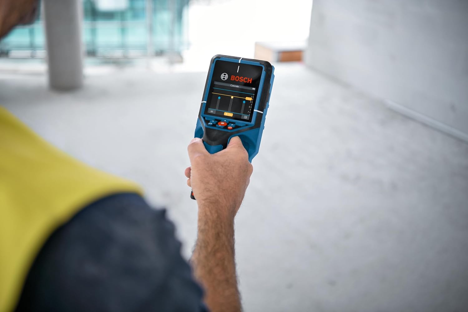 BOSCH D-TECT200C 12V Max Wall and Floor Scanner, Includes 2.0 Ah 12V Max Lithium-Ion Battery & Charger, USB Cable, & Soft Pouch