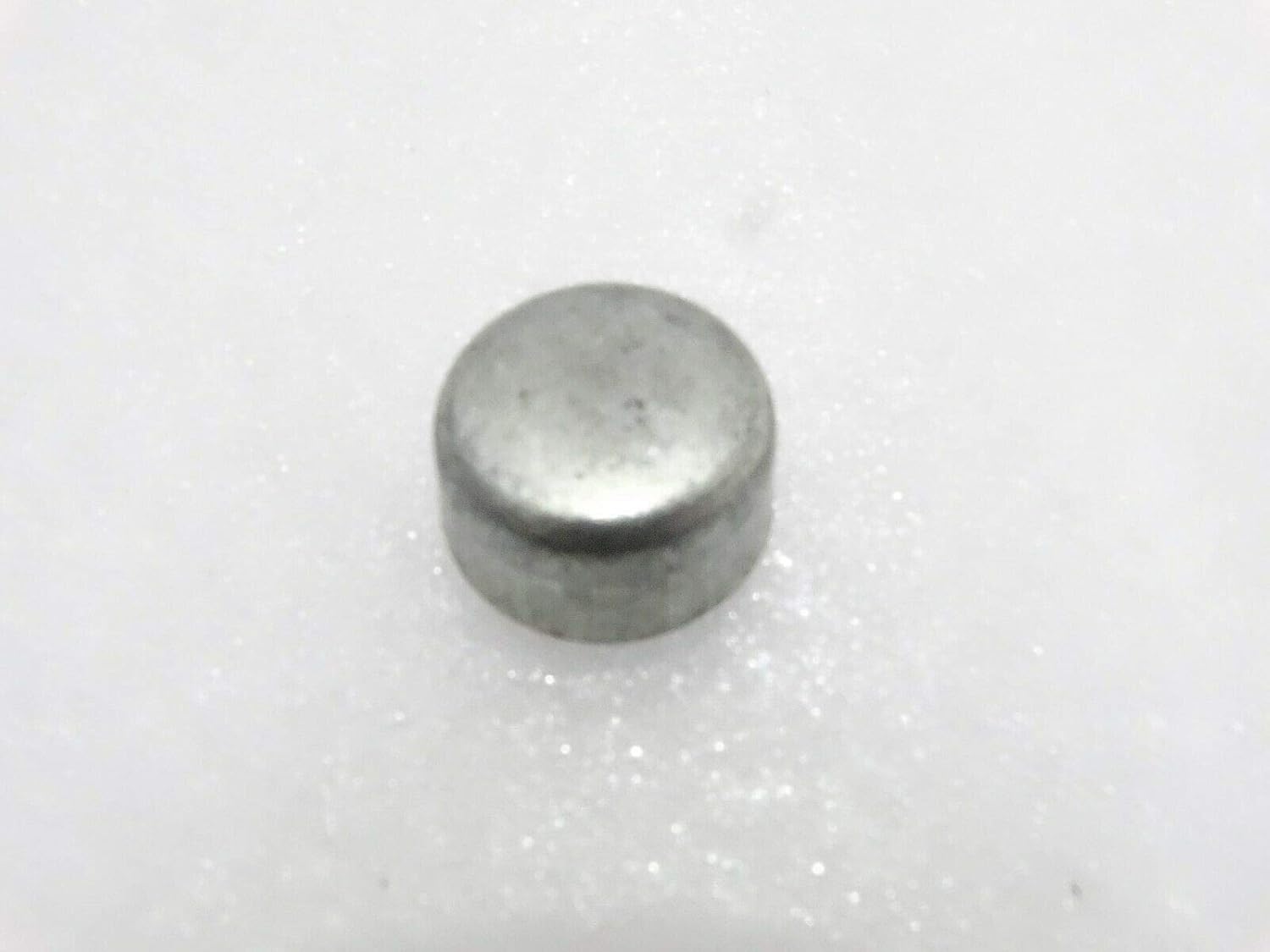 Royal Crusaders MASSEY FERGUSON 135 OIL PRESSURE RAIL PLUG (VERY SMALL)