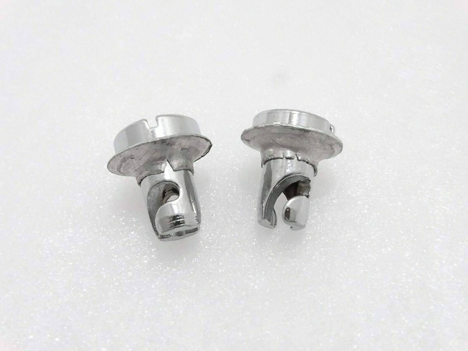 Royal Crusaders MASSEY FERGUSON 135 148 FRONT GRILL RETAINING SCREW