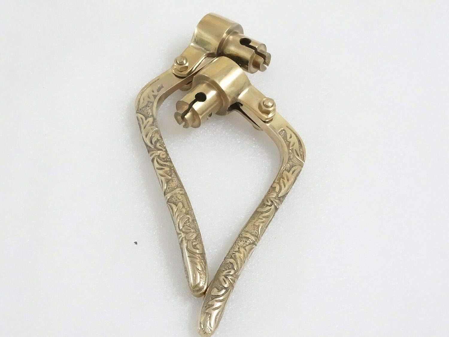 Royal Crusaders Inverted Levers Heavy Brass Beautifully Engroved 7/8" (Pair)