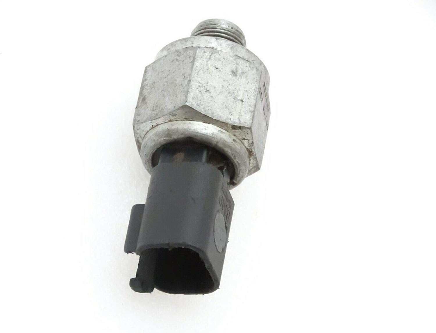 Royal Crusaders JCB Switch Oil Pressure (Part No-701/80327)