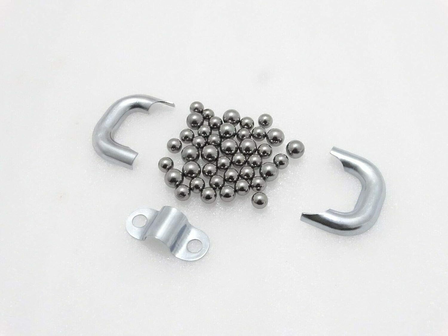 Royal Crusaders MASSEY 35 135 240 250 STEERING BEARING BALL & U TUBE BRACKET