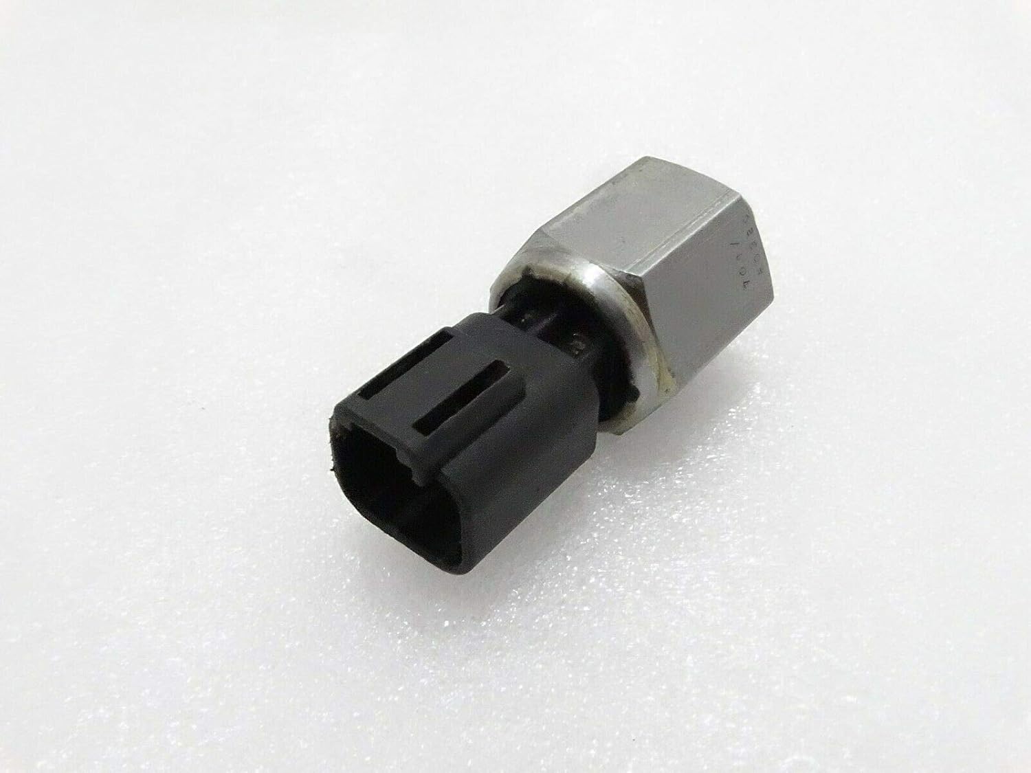 Royal Crusaders JCB 3CX OIL PRESSURE SWITCH