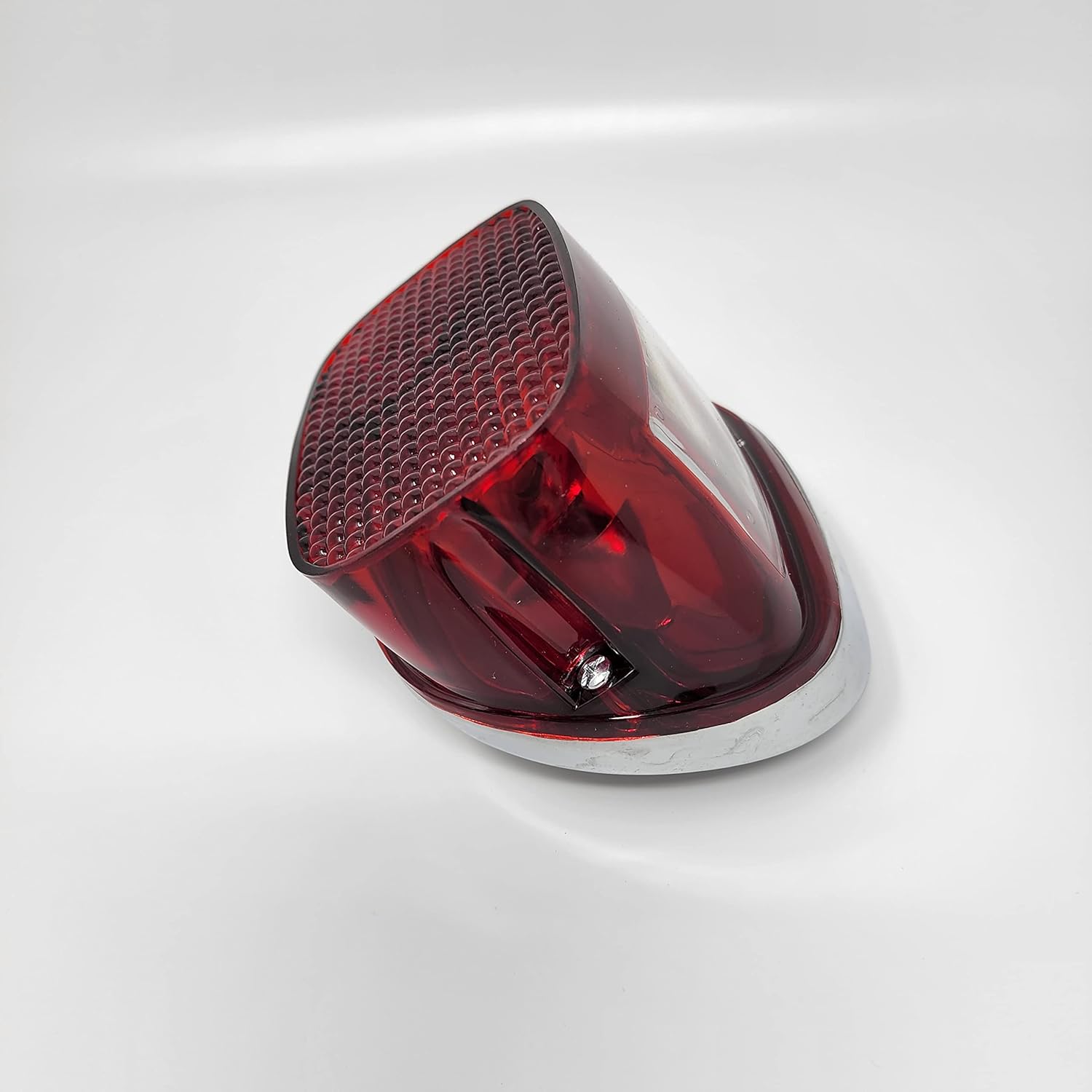 Chromed Tail Light Assembly. Replaces Harley Davidson 68008-73A Big Twin 1973 +