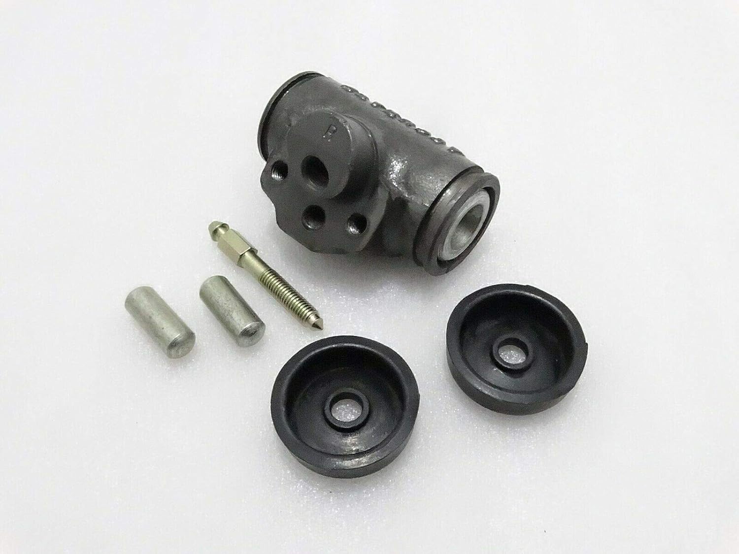 Royal Crusaders ZETOR WHEEL CYLINDER ASSEMBLY RH